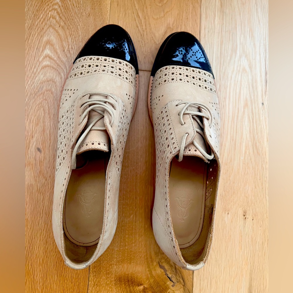 The Office of Angela Scott Beige and Black Oxford Shoes Size 37.5